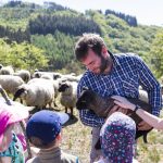 Familien-Schafwanderung im Kiischpelt